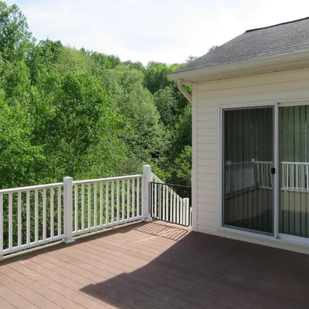 Image 3 - 8276 Greenspring Drive, Chesapeake Beach, MD 20732, USA - Apartment for rent