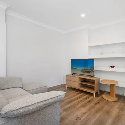 Rent this 4 bed apartment on Royal Court in Foley Street, Darlinghurst NSW 2010