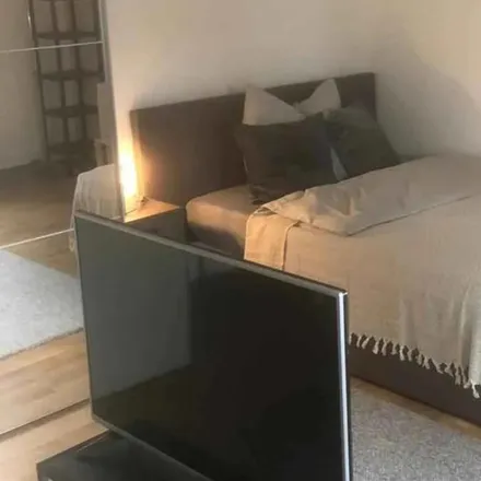 Rent this 4 bed room on Musikantenweg 35 in 60316 Frankfurt, Germany