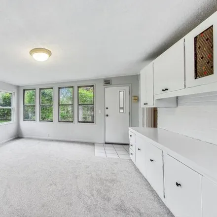 Image 7 - 1237 Cavell Avenue, Highland Park, IL 60035, USA - House for sale