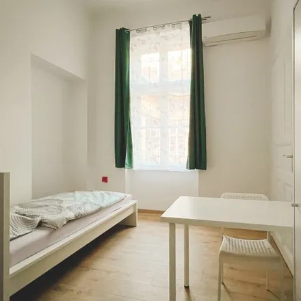 Image 2 - Budapest, Szent István körút 25, 1055, Hungary - Room for rent
