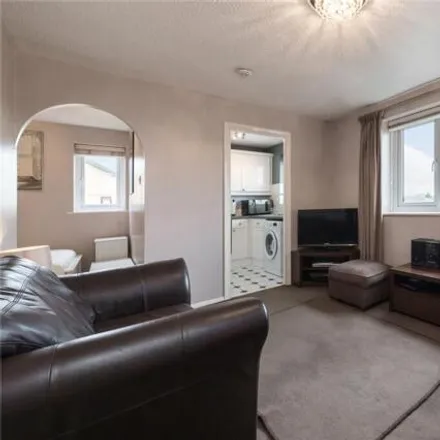 Buy this studio apartment on 45-52 Ringwood Gardens in Millwall, London