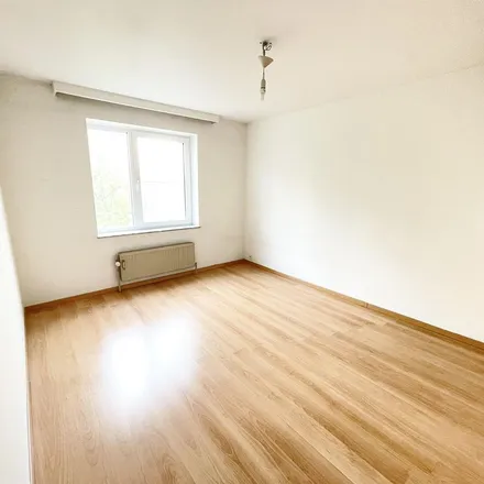 Rent this 2 bed apartment on Avenue des Loisirs - Vrijetijdslaan 5 in 1140 Evere, Belgium