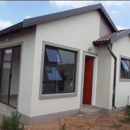Rent this 2 bed apartment on unnamed road in Modderbee, Gauteng