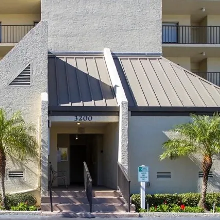 Buy this 2 bed condo on Cove Cay Country Club in 2612 Cove Cay Drive, Largo