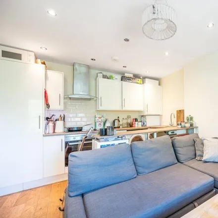 Rent this 1 bed apartment on 93 Fordwych Road in London, NW2 3NL