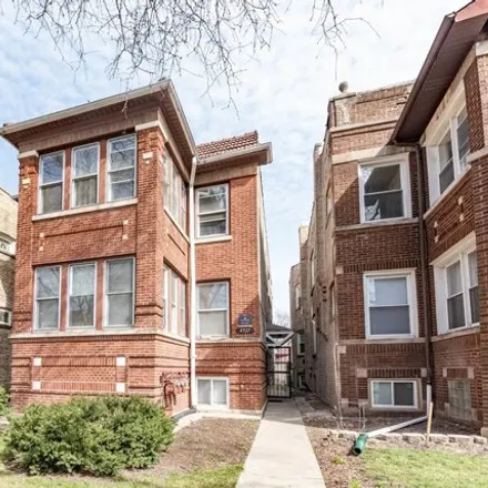 Rent this 3 bed apartment on 4927 North Monticello Avenue in Chicago, IL 60625