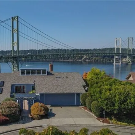 Buy this 5 bed house on 1722 Juniper Street in Tacoma, WA 98406