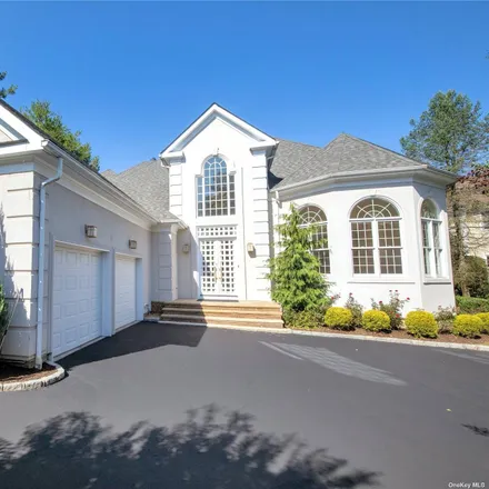 Buy this 6 bed house on 53 Stonehill Drive South in Manhasset, NY 11030