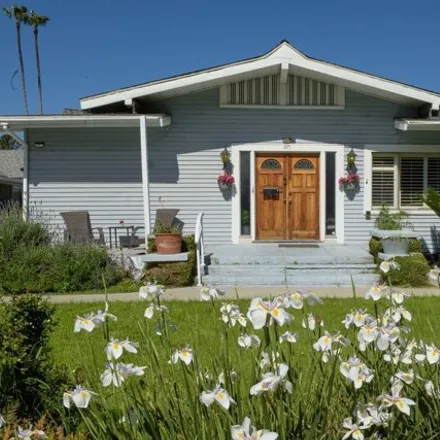 Buy this 4 bed house on 979 3rd Avenue in Los Angeles, CA 90019