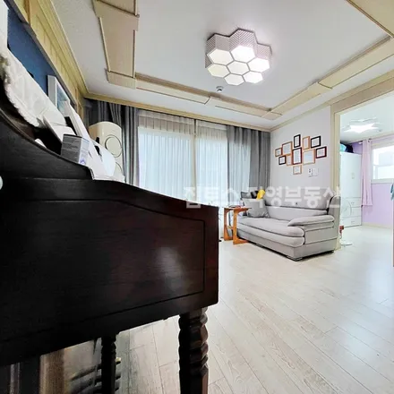 Rent this 3 bed apartment on 서울특별시 강북구 번동 460-111
