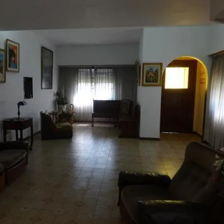 Buy this 7 bed house on Coronel Juan Pascual Pringles 3899 in Florida Oeste, 1604 Vicente López