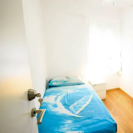 Rent this 3 bed room on Carrer de la República Argentina in 21, 46021 Valencia