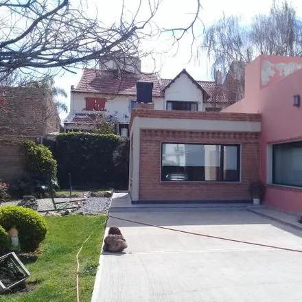 Buy this studio house on Manuel Alberti in Santa Genoveva, Q8300 BMH Neuquén