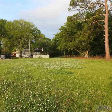 Image 2 - 809 Highway 55, Point-Aux-Chenes, Montegut, LA 70377, USA - House for sale