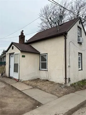 Rent this 1 bed house on 319 1st Avenue South in South Saint Paul, MN 55075