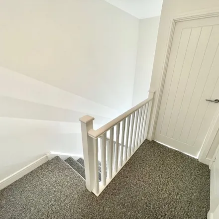 Rent this 4 bed apartment on New Jerusalem Congregational Church in Tynewydd Road, Barry
