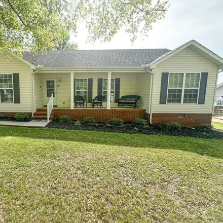 Buy this 3 bed house on 316 Creek Lane in McMinnville, TN 37110