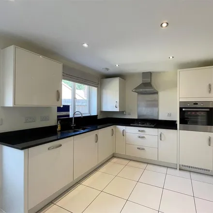 Image 3 - Wootton Close, Knowle, B93 0EJ, United Kingdom - House for rent