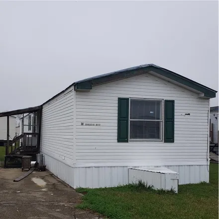 Rent this 3 bed townhouse on 128 East Texas Avenue in Rayne, LA 70578