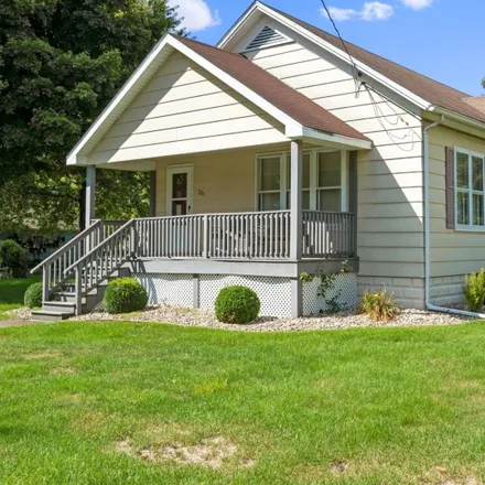 Buy this 2 bed house on 201 West Dwight Street in Gardner, Grundy County