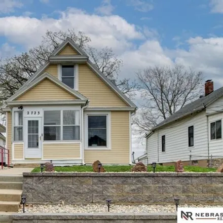 Buy this 3 bed house on 2781 South 9th Street in Omaha, NE 68108