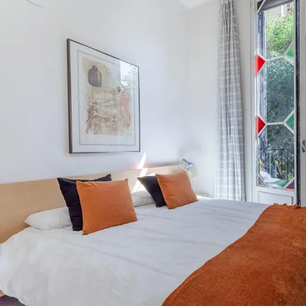 Rent this 1 bed apartment on Carrer de la Diputació in 266, 08007 Barcelona