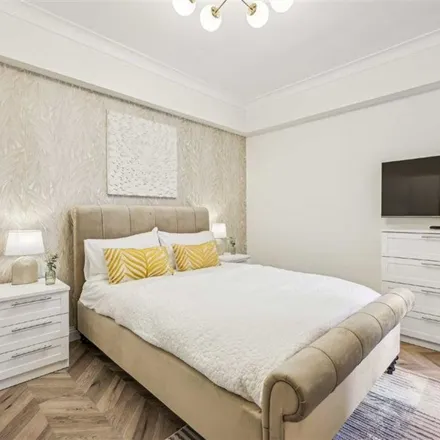 Rent this 3 bed apartment on 123-125 Gloucester Place in London, W1U 6JZ