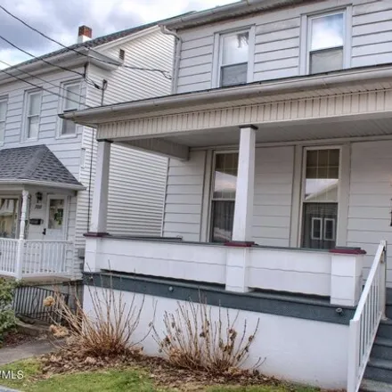 Buy this 4 bed house on 255 South 2nd Street in Shamokin, PA 17872