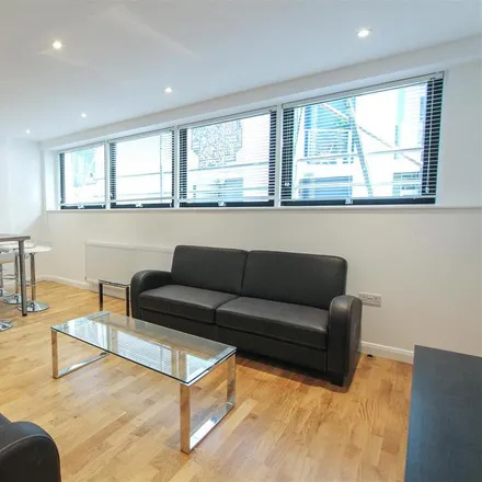 Image 3 - New Rock, 212 Camden High Street, London, NW1 7BU, United Kingdom - Apartment for rent