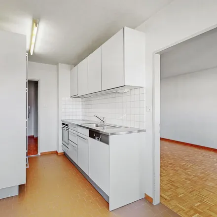 Rent this 3 bed apartment on Dornacherstrasse 10 in 4053 Basel, Switzerland