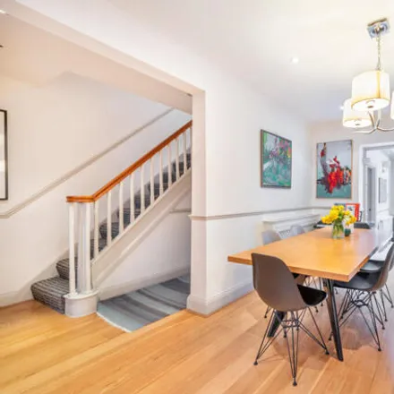 Image 4 - 27 Clarendon Gardens, London, W9 1BL, United Kingdom - Apartment for sale