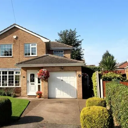 Buy this 3 bed house on Acre Close in Edenthorpe, DN3 2QW