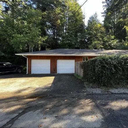 Buy this 2 bed house on 145 Oakridge Drive in Redway, Humboldt County