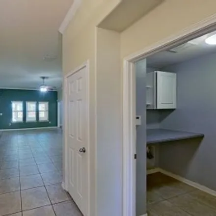 Buy this 3 bed apartment on 220 Grooms Road in Buffalo Crossing, Cibolo
