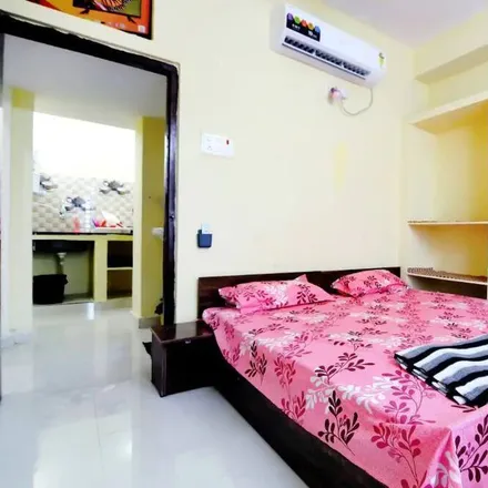 Rent this 2 bed condo on Hyderabad in Bahadurpura mandal, India