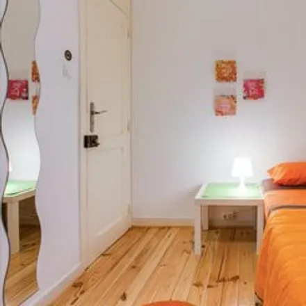 Rent this 9 bed room on Rua Joaquim Bonifácio