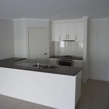 Image 2 - Irwin Street, VIC 3850, Australia - Apartment for rent