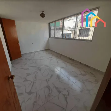 Rent this studio house on Pharma Medik in Calzada de Tlalpan, Coyoacán