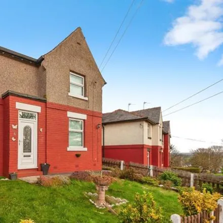 Buy this 3 bed duplex on Spring Head Road in Thornton, BD13 3HJ