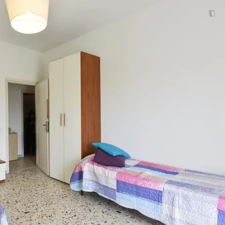 Rent this 3 bed room on Via Ostiense in 160e, 00154 Rome RM