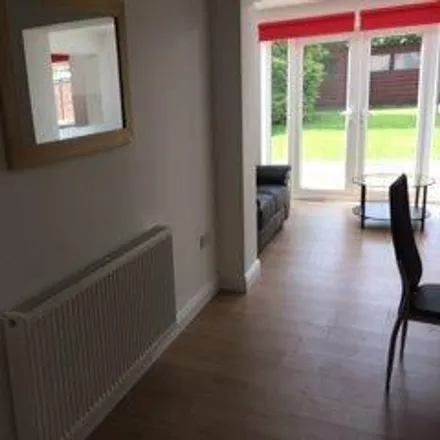 Image 3 - Tutbury Avenue, Coventry, West Midlands, N/a - House for rent