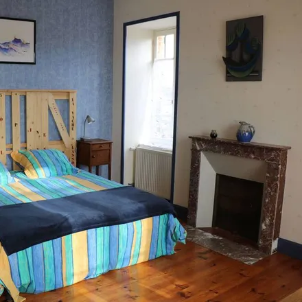 Rent this 2 bed house on 63410 Charbonnières-les-Vieilles
