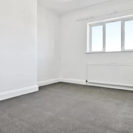 Image 1 - Dryden Road, London, DA16 3NE, United Kingdom - Apartment for rent