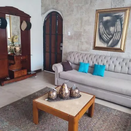 Image 2 - Jacinto Jijón y Caamaño, 170133, Quito, Ecuador - Apartment for sale