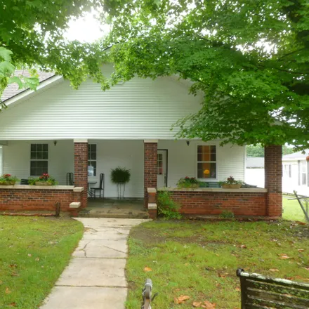 Buy this 4 bed house on Chickamauga Public Library in Lee Avenue, Chickamauga