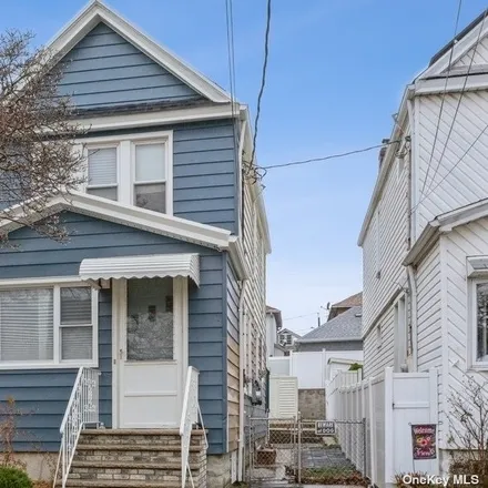 Buy this 3 bed house on Eckford Avenue & Raleigh Street in Eckford Avenue, New York