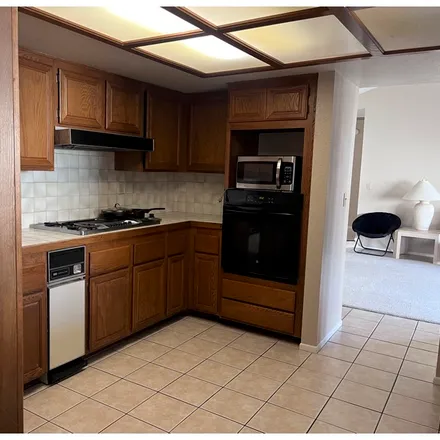 Image 3 - 2350 Lone Pine Street, Henderson, NV 89014, USA - Room for rent