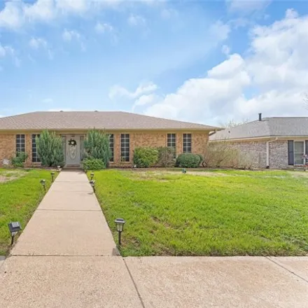 Buy this 5 bed house on 481 Jupiter Parkway in Richardson, TX 75081