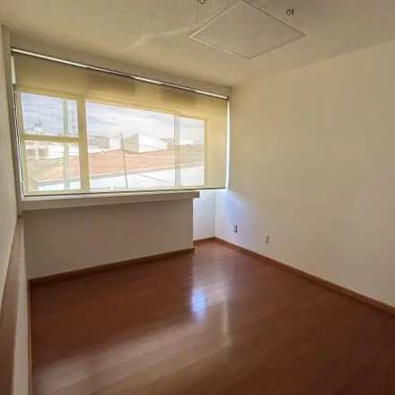 Rent this 4 bed house on Circuito del Mesón 132 in Delegación Centro Histórico, 76070 Querétaro